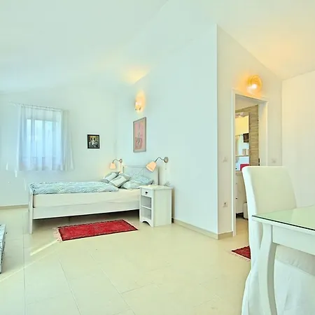 Villa Larisa Vošteni